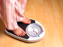 Dieters Donate Pounds to Needy  