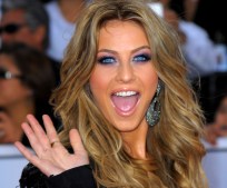 "Moon" and Stars: Premiere of Vampire Show Attracts Fiddy, Hough