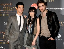 Meyer May Bite Into Another "Twilight" Book