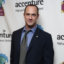 'Law & Order' Exec Producer: Meloni Not Leaving 'SVU'