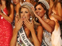 More Carrie Prejean Tapes, Nude Pics Surface: Report