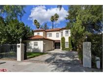 Otis Williams Tempts With His Home Priced Under $1M 