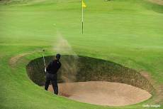 Former UConn Basketball Stars Tee Off for a Good Cause