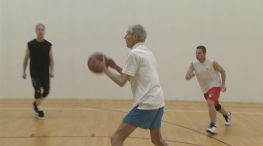 80-Year-Old Hoopster