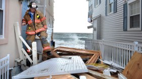 Federal, State Officials to Tour Sandy-Damaged Area