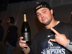 Nick Swisher's Salute Provokes T-Shirt Fight 