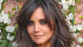  Style-logue: Katie Holmes