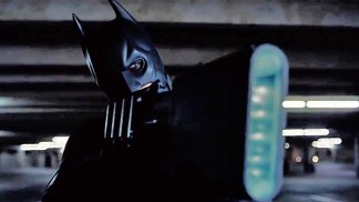 New "Dark Knight Rises" Trailer Reveals Batman's Secret Identity!