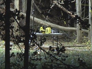 Walker Finds Human Skeleton in Woods