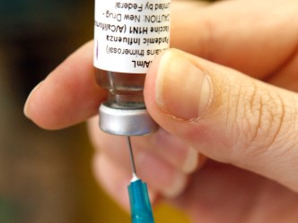 Sebelius: Swine Flu Shots May Start Early October