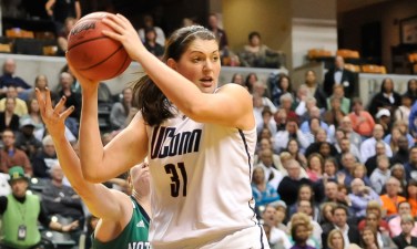 Auriemma Uses Loss to Motivate Dolson