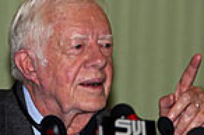 Jimmy Carter should stop trying to help President Obama. Jimmy Carter should stop trying to help President Obama.