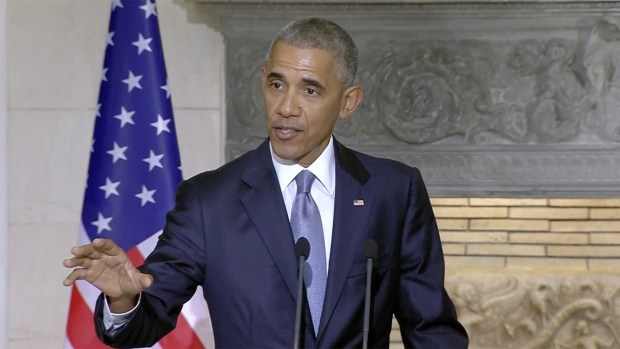 Obama, Russia's Putin speak at economic summit in Peru