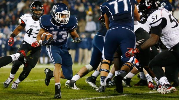 Pasqualoni's Huskies Finish 5-7 Again
