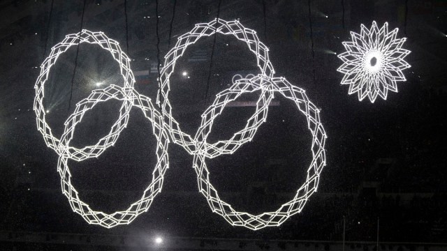 Olympics Opening Ceremony Hits Snag With Ring Fail