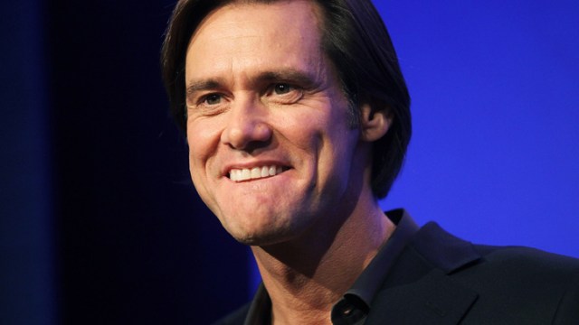 Jim Carrey Lists Posh Malibu Beachfront Crib 