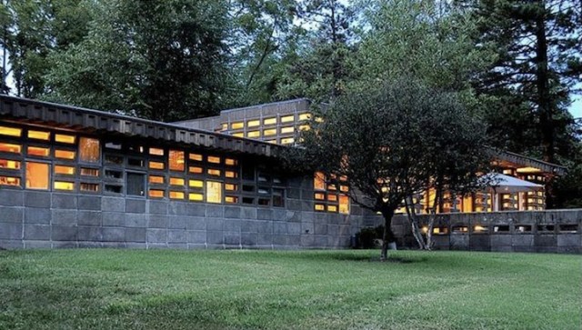 Rare Frank Lloyd Wright Home On Market For The First Time