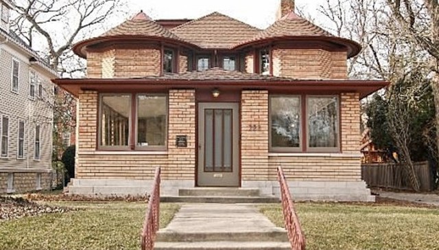 Buy A Frank Lloyd Wright Masterpiece For $949,000
