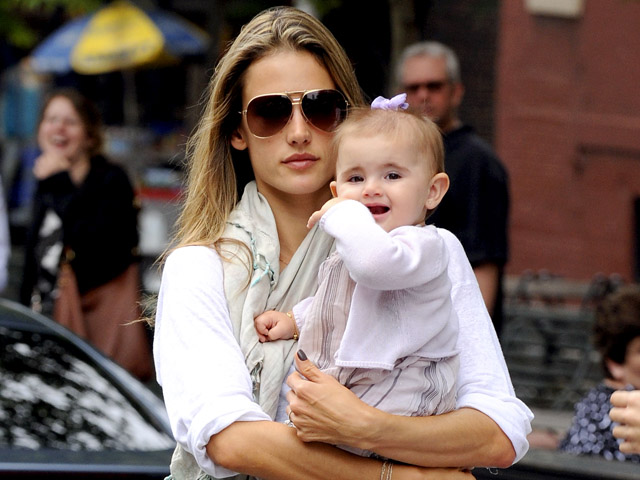 Supermodel Moms