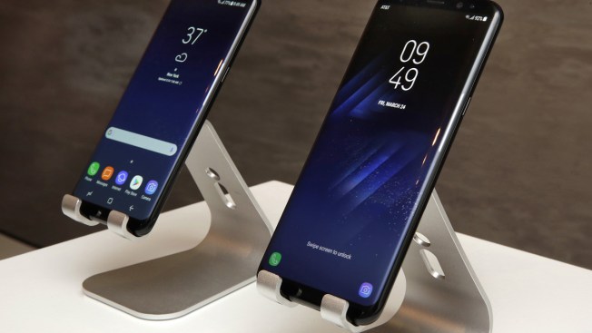 Samsung releases the Galaxy S8 to replace exploding Note 7 Samsung releases the Galaxy S8 to replace exploding Note 7