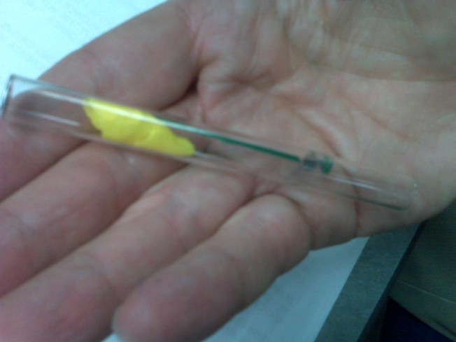 paraphernalia used smoking crack pipe