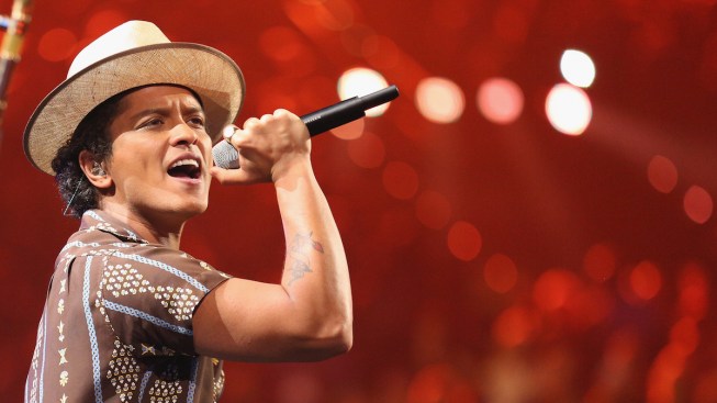 Bruno Mars Donates $1M From Concert to Flint Water Crisis
