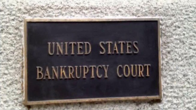 A federal bankruptcy judge has thrown out American Airlines' contract with its pilots union.