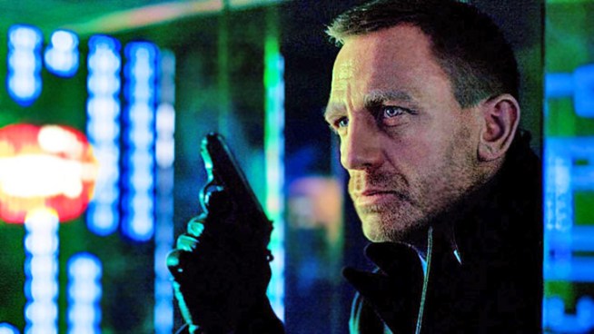 Daniel Craig returns as James Bond in the latest 007 thriller, in which his place of work and his boss, M (Judi Dench), come under attack. 