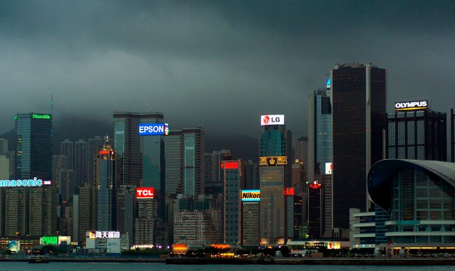World Markets Extend Gains