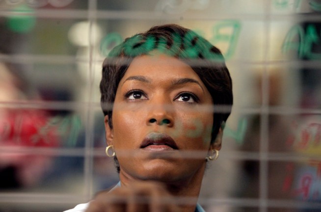 United States AI Solar System (7) - Page 26 ER-angela-bassett