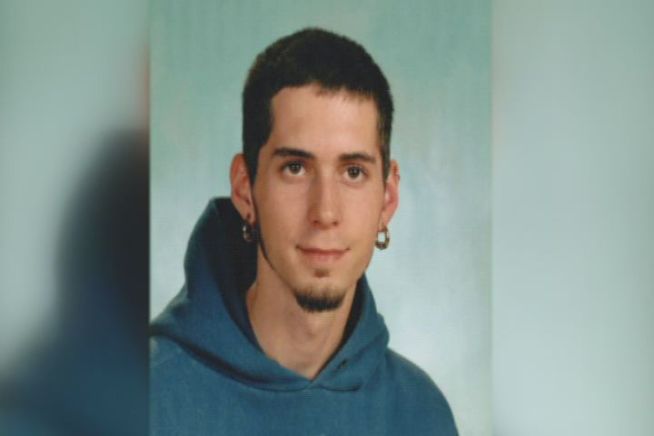 It was almost ten years ago, that an Enfield teen was killed after a hit and run. That tragedy rocked the Enfield community. As we approach the 10th anniversary of Johnathen Stewart's death, his friends are reaching out to the public, hoping they can help police solve the crime.