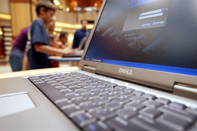 Dell to Buy Perot Systems for About $3.9 Billion