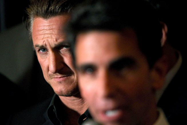 Report: Photographer Files Police Report Over Alleged Sean Penn Attack