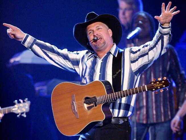 Garth's Still Got It: Brooks' Vegas Shows Sell Out