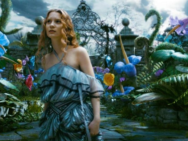 "Alice" Extends No. 1 Stay With $62 Million