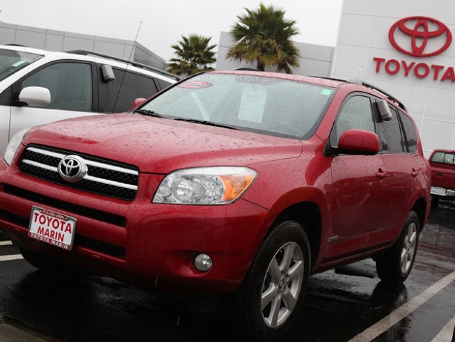Recall Sends Local Toyota Owners Racing to Dealers