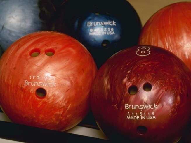 Two-Toned Shoes On: Bowlers Go for World Record