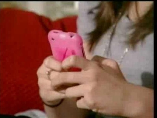 Mom's App Gets Kids' Hands off Phone and on the Wheel