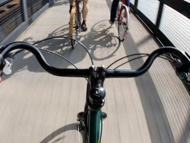 Google Adds Bike Lanes to Maps
