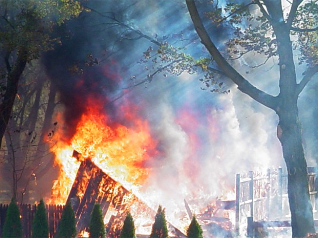 Fire Destroys Plantsville Barn