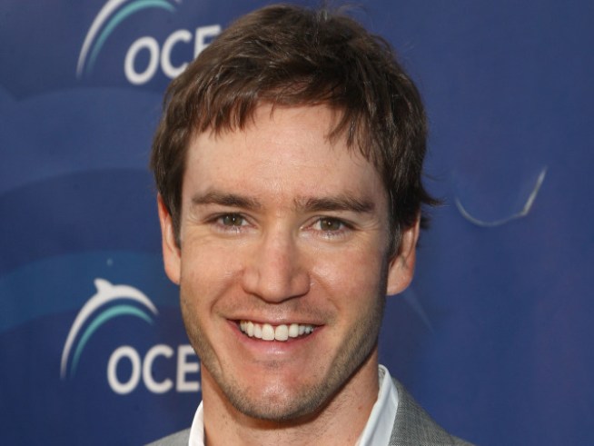 Mark-Paul Gosselaar Moves from Bayside High to Broadway