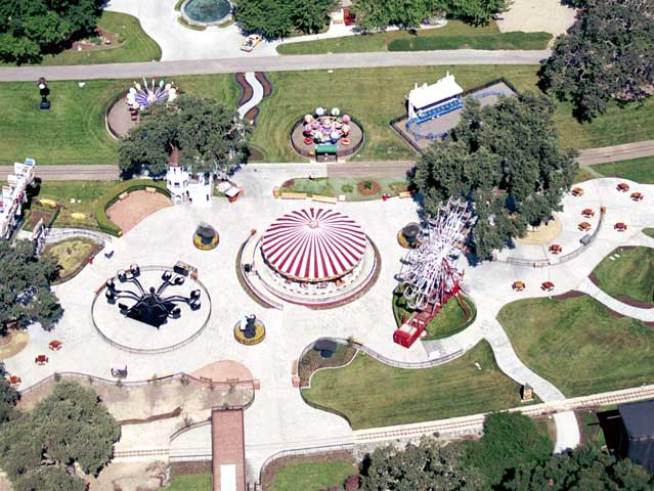 Jackson's Ferris Wheel to Terrorize Your Neighborhood
