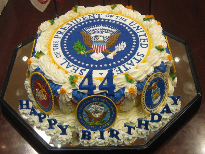 Stylish Prez, Hideous Birthday Cake