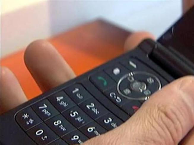 Cops: Puking Housebreaker Drunk Dials Dating Service
