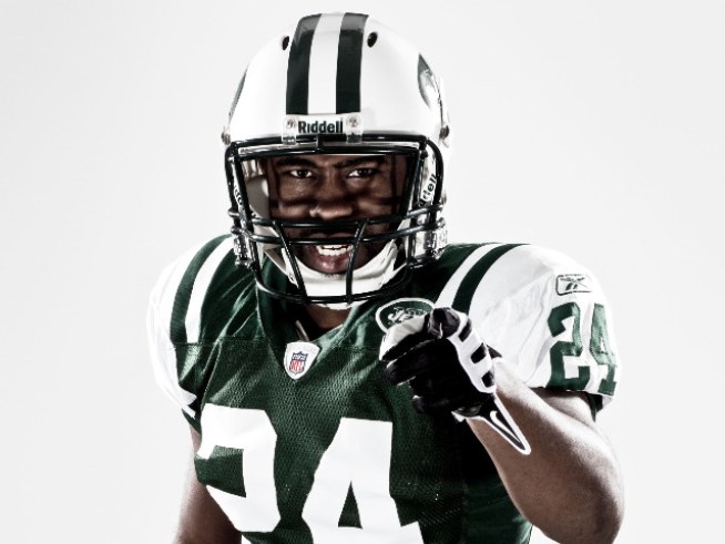 Better Late Than Never: Darrelle Revis Signs With Jets