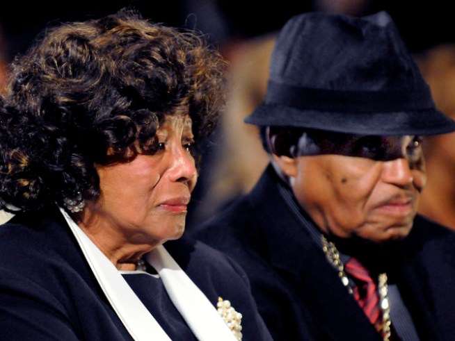 Judge Rules Katherine Jackson Can Challenge MJ's Estate Holders