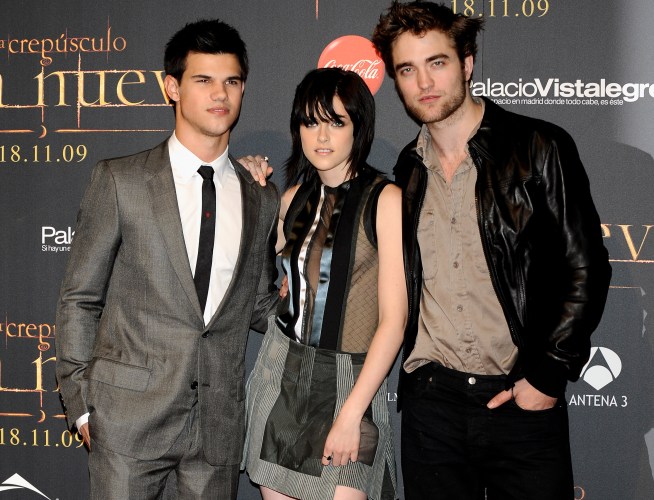 "New Moon" Yet Another Werewolf Flick