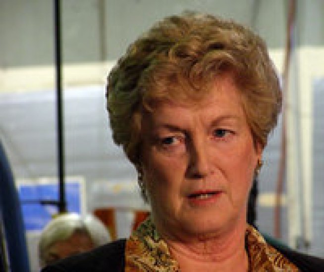 Gov. Rell Trying to Save Homeowners and Renters from Foreclosure