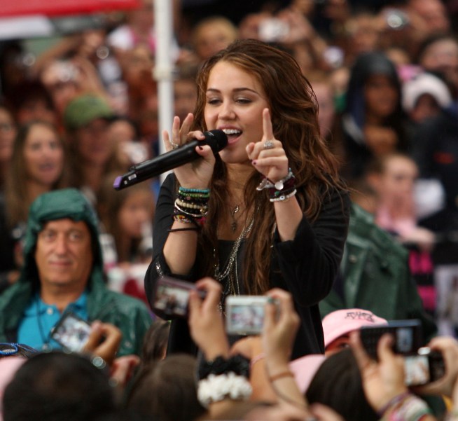 Miley Cyrus: 'I'm Not Here To Say That I'm Perfect'