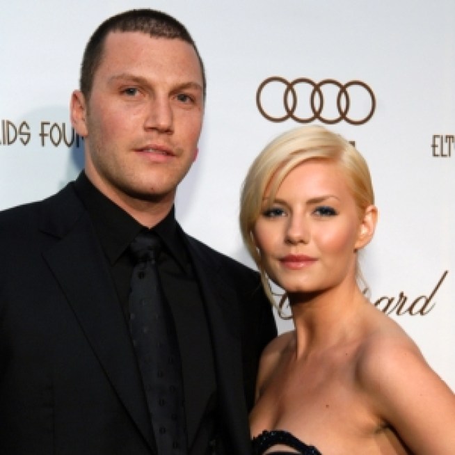 NHL Star Apologizes For Calling Elisha Cuthbert ‘Sloppy Seconds’